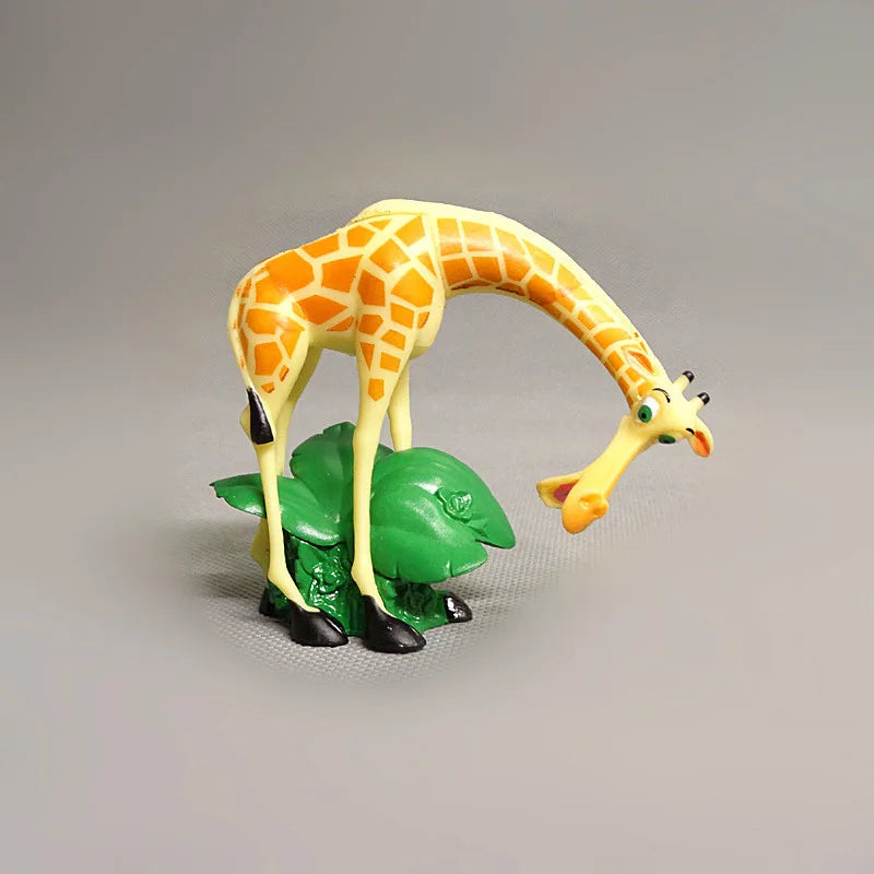 4pcs Anime Cartoon Madagascar Animal Lion Zebra Giraffe Collection Figures Cosplay PVC Model Dolls Kids Toys Birthday Gifts